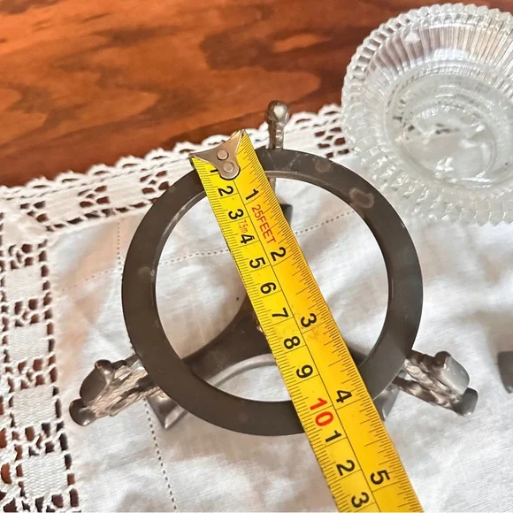 Vintage brass Candle Holders and one glass holder - Picture 2 of 12